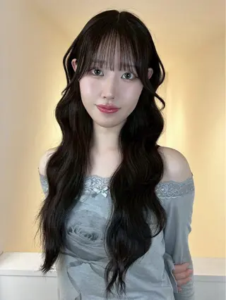 セミロング リコ ハッシュカット 韓国レイヤーのヘアスタイル