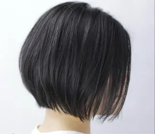 ショート 軍司 心奈のヘアスタイル