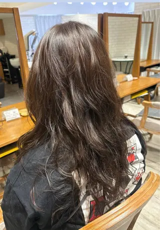 ロング パーマ レイヤー/透明感 HIRARIのヘアスタイル