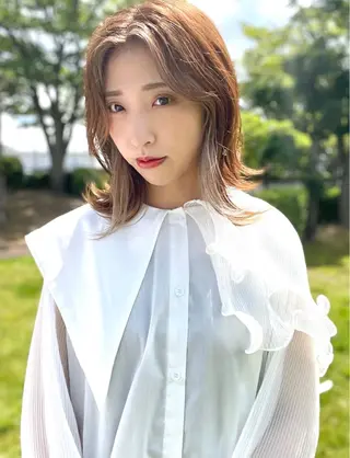 ミディアム カラー wakana / くびれカットのヘアスタイル