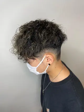 カラー パーマ メンズ 渋谷/フェード/ 國分 翔のヘアスタイル