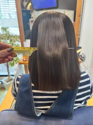 セミロング Kaori🌈透明感 カラー / 髪質改善のヘアスタイル