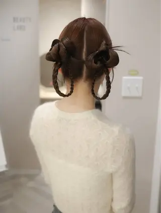 セミロング カラー ヘアアレンジ hiide sisiのヘアスタイル
