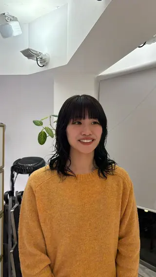 ミディアム カラー パーマ 山野 華愛のヘアスタイル