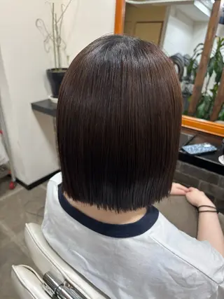 ショート パーマ ヘアアレンジ イツキ🌕デザインカ ラー🥨髪質改善🫧のヘアスタイル
