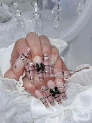 カラー AIN Nailのネイルデザイン