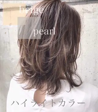 ミディアム カラー AKI アキのヘアスタイル