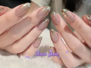 ネイル MoreGlam Nailsのネイルデザイン