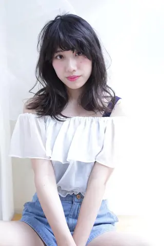 ミディアム タジマ ヤスヒサのヘアスタイル