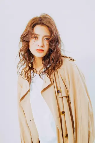 ミディアム カラー パーマ ヘアアレンジ メンズ キッズ ネイル マツエク・マツパ 藤井 仁紀のヘアスタイル