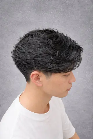 パーマ メンズ 【毎朝セット3分】 メンズパーマ　真人のヘアスタイル