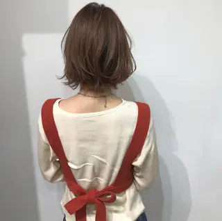 ミディアム カラー stylist店長 岡本真依のヘアスタイル