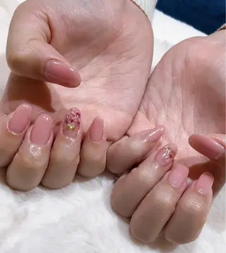 ネイル 髙橋 優菜のネイルデザイン