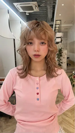 ミディアム カラー 柔らかい艶暖色 レイヤー🫧姫汝のヘアスタイル