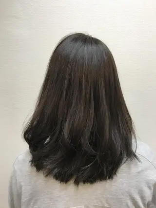 ミディアム カラー 吉森 満俊のヘアスタイル