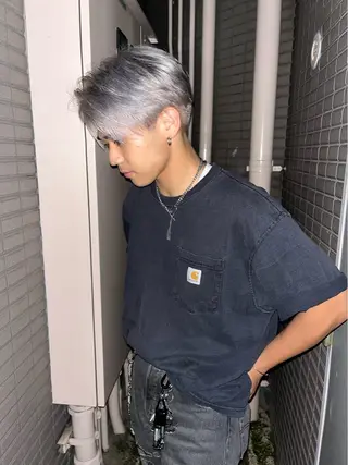 カラー メンズ 網谷 萌夏のヘアスタイル