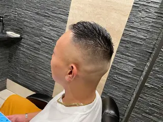 ショート 中越 仁一郎のヘアスタイル