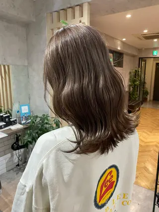 ミディアム カラー 🌸インナーカラー 🌸藤井春華のヘアスタイル