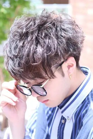 ショート メンズ しが りょーたのヘアスタイル