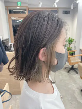 ショート SAEKI【ior 】北千住店ブリーチのヘアスタイル