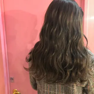 ロング ナギサ/ 大分森町のヘアスタイル