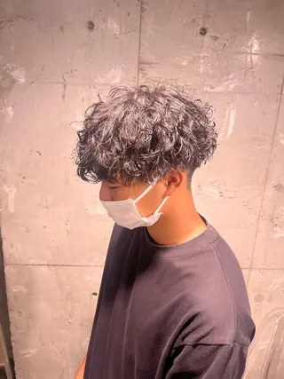ミディアム パーマ メンズ 横浜駅メンズパーマ師 🌀岩﨑弘成🌀のヘアスタイル