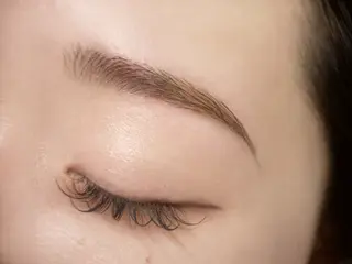 アイブロウ Beauty Salon PIMIL所属・PIMIL佐々木 亜里沙のマツエク・マツパデザイン