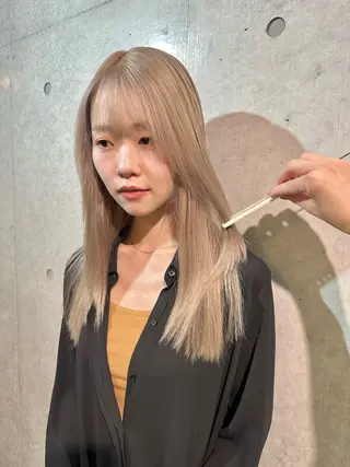 ロング カラー 大木 紗也香のヘアスタイル