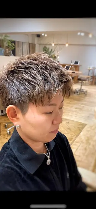 ショート カラー メンズ メンズStylist 山根慧のヘアスタイル