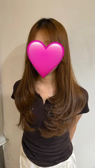 ロング WELLY  TOKYO所属・🌈レイヤーカット/ ハイトーン🌈タクマのヘアスタイル