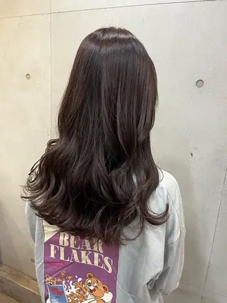 セミロング おせ ちさとのヘアスタイル
