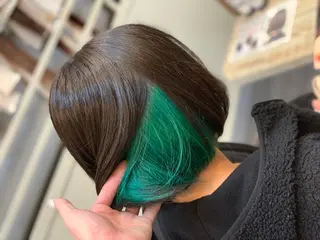 カラー LaLaMoana Rickyのヘアスタイル