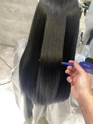 セミロング カラー _WHITE 天王寺のヘアスタイル