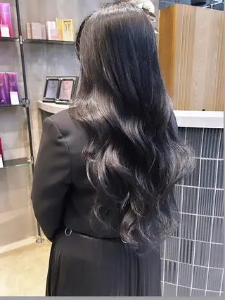 ロング 縮毛矯正・似合わせ タナカ レイヤのヘアスタイル