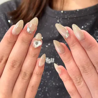 ネイル 🎼CAFUNÉ_ TOKYO.•*¨のネイルデザイン