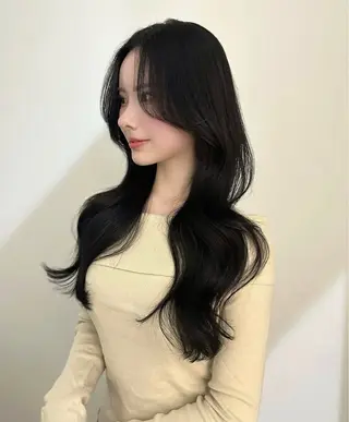 ロング 中嶋蓮 透明感カラー韓国ヘアのヘアスタイル