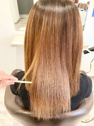 ミディアム カラー パーマ ブリーチ&ストレート 長谷川勇人のヘアスタイル