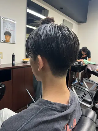 ミディアム メンズ ＢＡＲＢＥＲ koyoのヘアスタイル