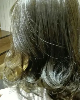 ミディアム カラー パーマ ヘアアレンジ ネイル マツエク・マツパ MEGUMI megumiのヘアスタイル