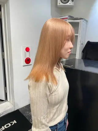 セミロング カラー ヘアアレンジ 艶ハイトーン/ヘア アレンジAYAKAのヘアスタイル