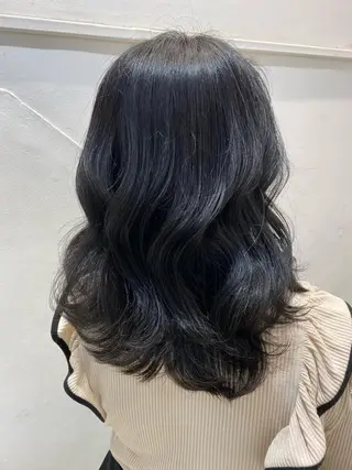 ミディアム カラー ✨くびれスタイル✨️ 戸嶋穂乃香のヘアスタイル