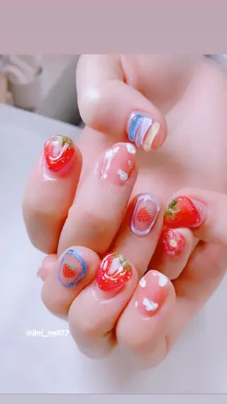 ネイル ジニ ネイルのネイルデザイン