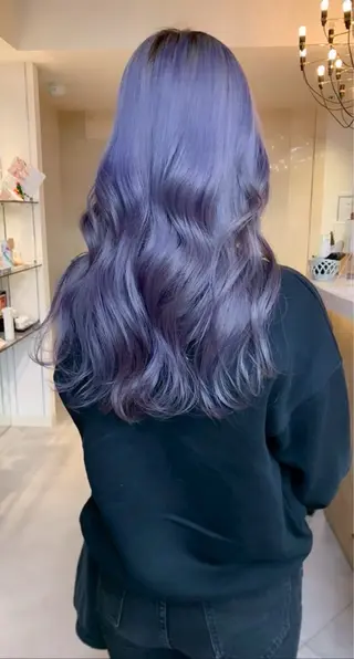 カラー み ゆのヘアスタイル