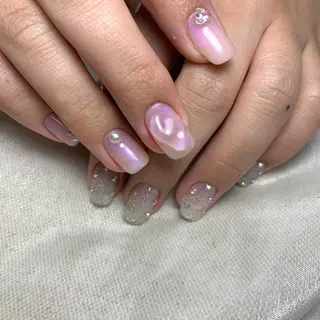 ネイル 里見 麗のネイルデザイン