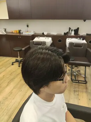 カラー メンズ 廣多 克哉のヘアスタイル