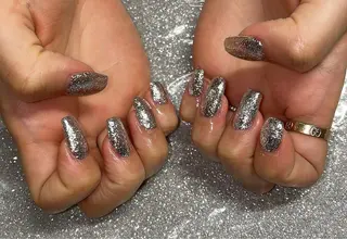 ネイル VIERU 🌈🎀💖のネイルデザイン