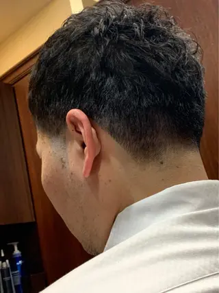 ショート パーマ メンズ 羽木 隆徒のヘアスタイル