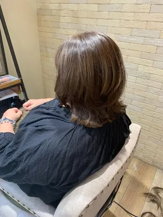 ミディアム カラー 艶髪レイヤー上田 紗也🇰🇷💗のヘアスタイル