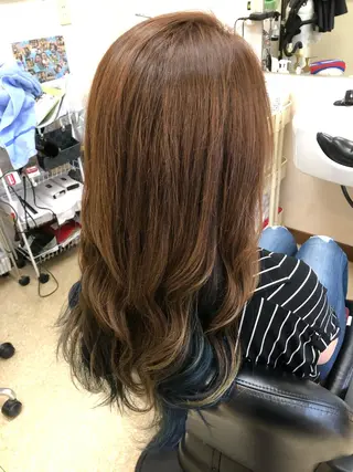 ロング カラー 石塚 浩のヘアスタイル