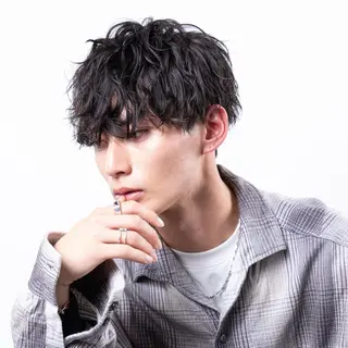 ショート パーマ メンズ 稲村侑斗ダウンパーマ メンズパーマのヘアスタイル